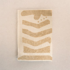 Dai Wool Rug by Diego Olivero Studio