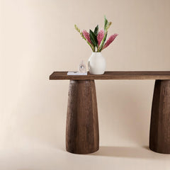 Finch Console