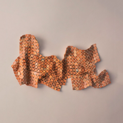 Tela de Barro Cuadrada by Diego Olivero