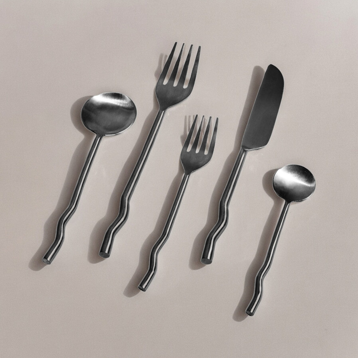 Emma Silver Flatware (Set of 20) by Diego Olivero Studio MESO