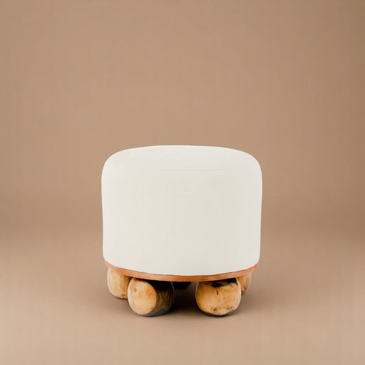 Ottoman FOS UNICO by Daniel Orozco Studio