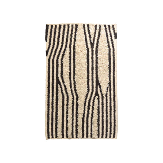 Maíz Wool Rug by Diego Olivero Studio