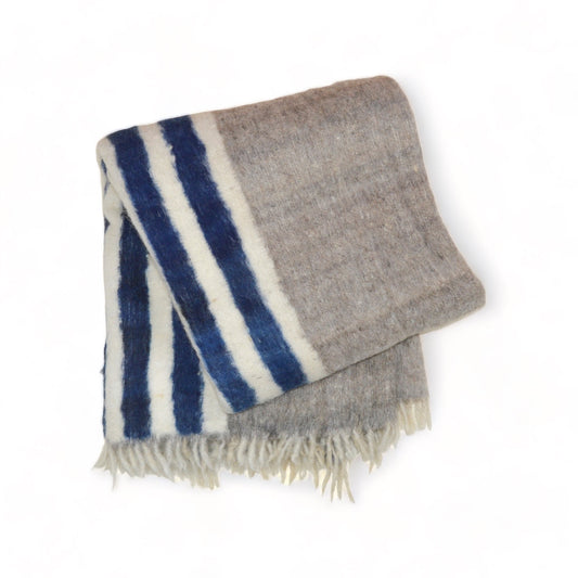 Icán Napped Wool Throw by MESO