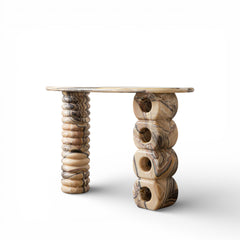 Lucrecia Console by Studio Ayres