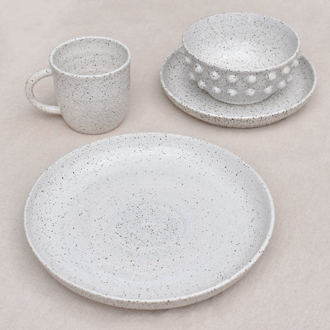 Palopó Dinnerware (Set of 4) by Mayú