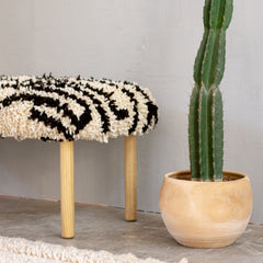 Banca Senderos by Diego Olivero Studio