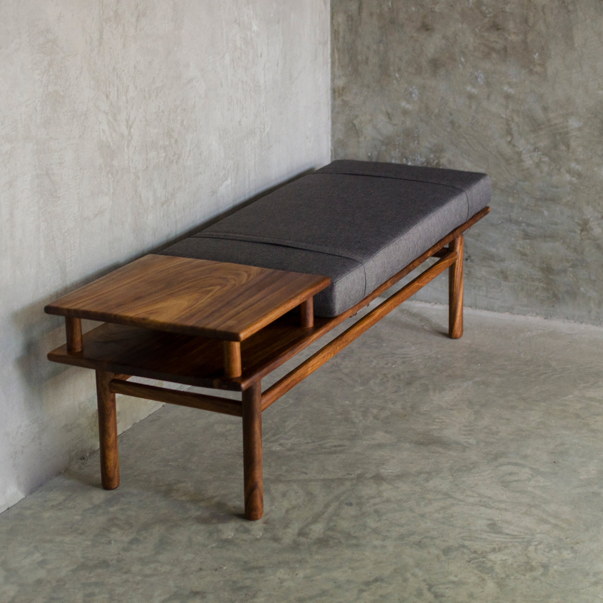 Guera Bench