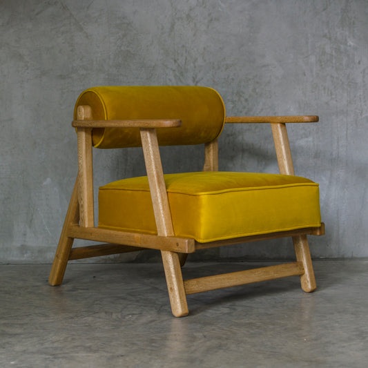 Yoya Lounge Chair by Chimiyu